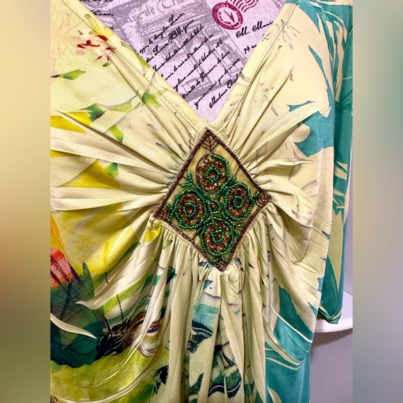 Energie Vibrant Floral & Butterflies Floral Tunic with Beaded Detail Size 2X - Picture 2 of 10